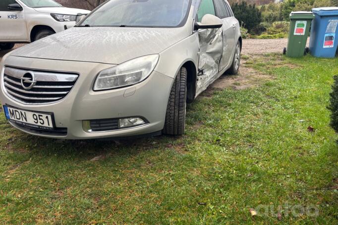 Opel Insignia A Sports Tourer wagon 5-doors