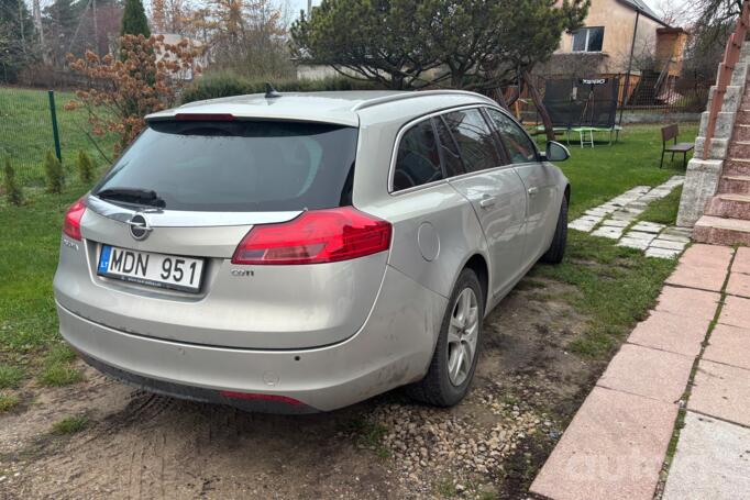 Opel Insignia A Sports Tourer wagon 5-doors