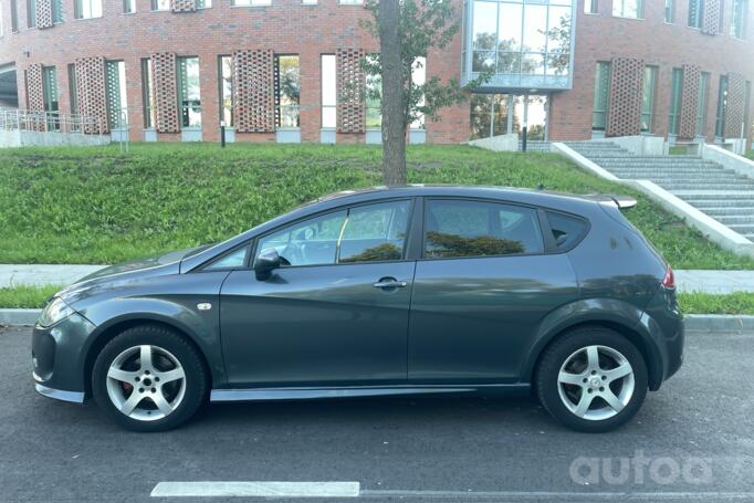 SEAT Leon 2 generation Hatchback 5-doors