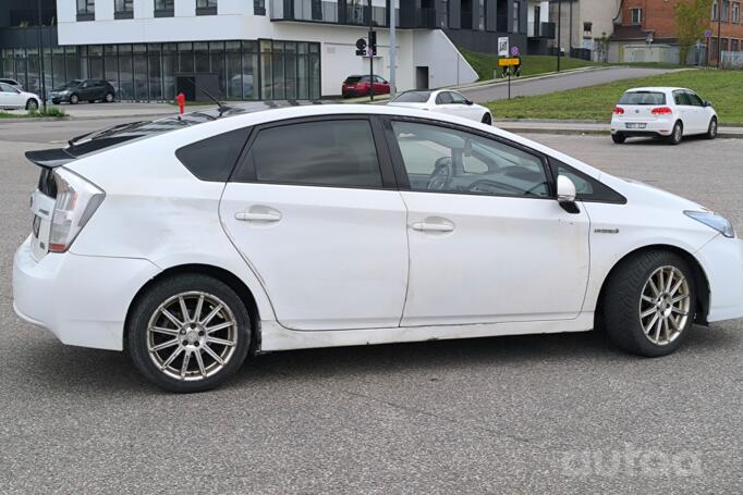 Toyota Prius 3 generation Hatchback 5-doors