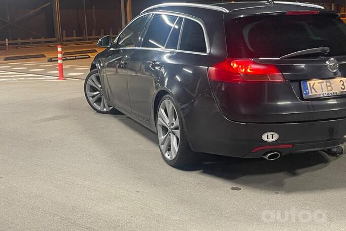 Opel Insignia A Sports Tourer wagon 5-doors