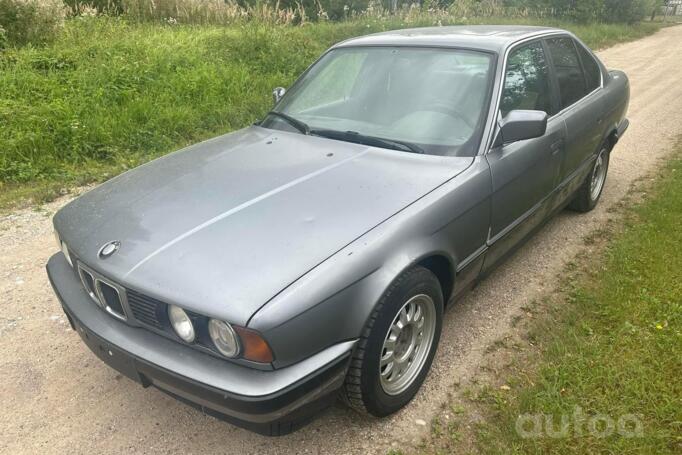 BMW 5 Series E34 Sedan