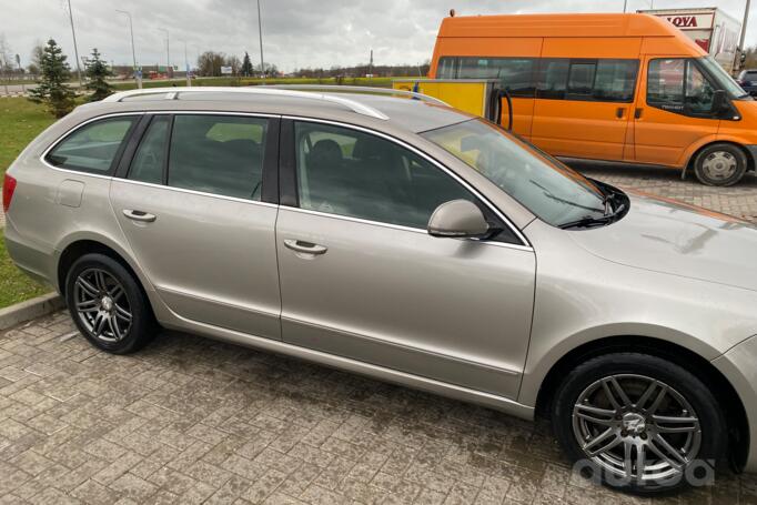 Skoda Superb 2 generation Liftback