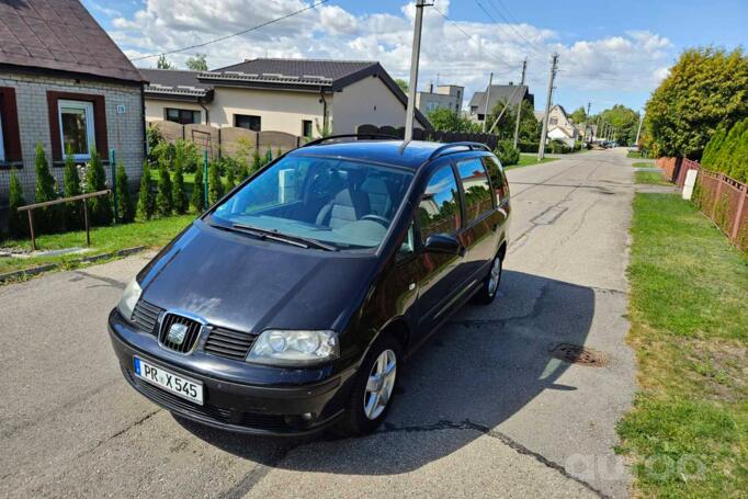 SEAT Alhambra 1 generation [restyling] Minivan