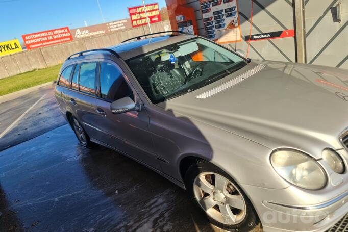 Mercedes-Benz E-Class W211/S211 wagon 5-doors