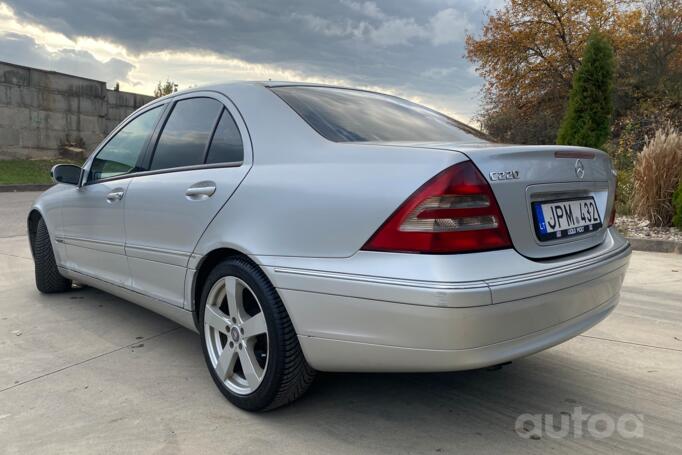 Mercedes-Benz C-Class W203/S203/CL203 Sedan 4-doors