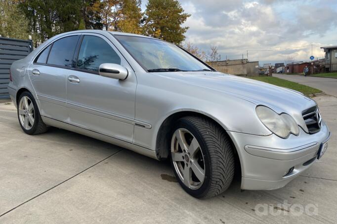 Mercedes-Benz C-Class W203/S203/CL203 Sedan 4-doors