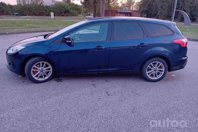 Ford Focus 3 generation wagon 5-doors