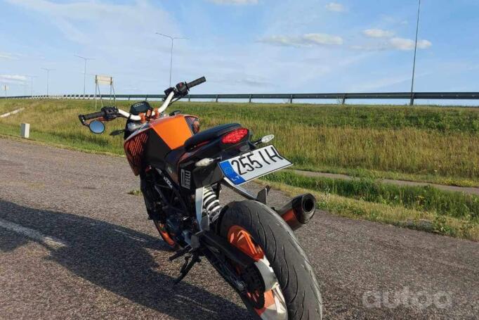 KTM Duke