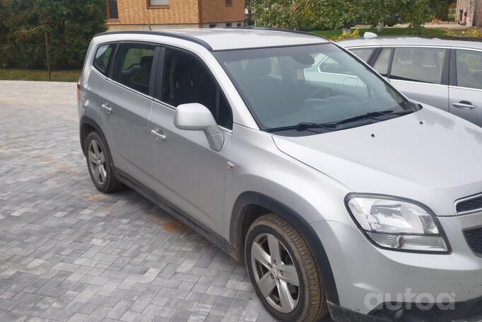 Chevrolet Orlando 1 generation Minivan