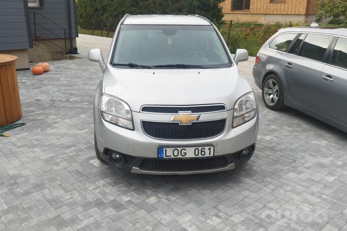 Chevrolet Orlando 1 generation Minivan