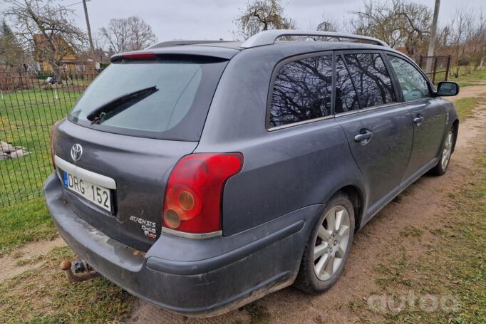 Toyota Avensis 2 generation wagon