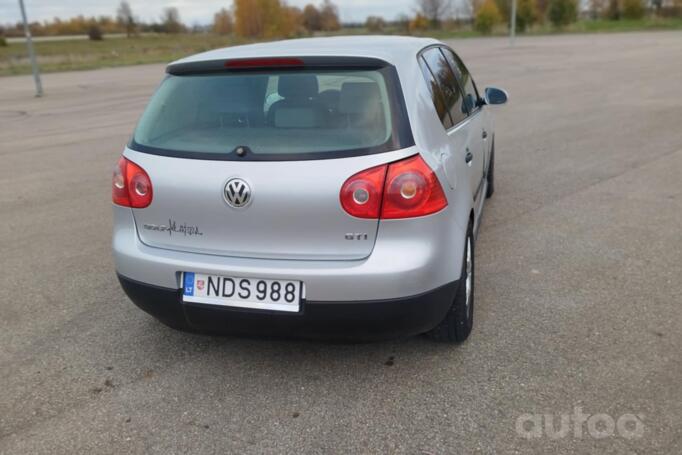 Volkswagen Golf 5 generation Hatchback 5-doors