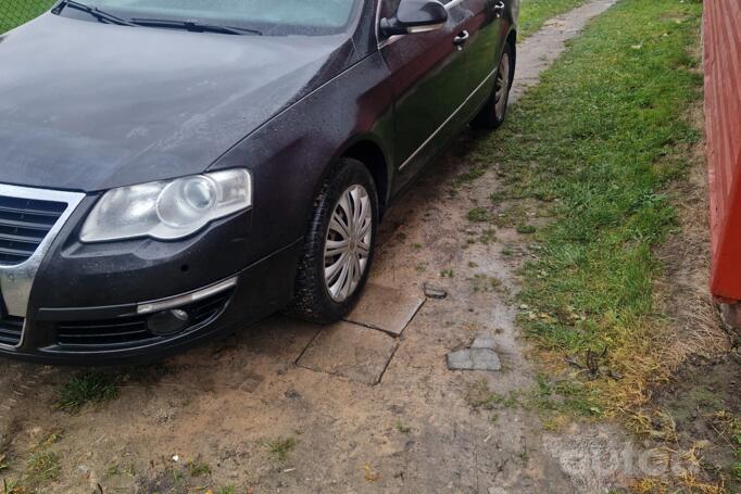 Volkswagen Passat B6 R36 Sedan 4-doors