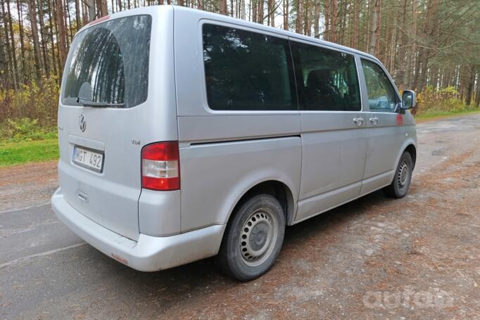 Volkswagen Multivan T5 Minivan