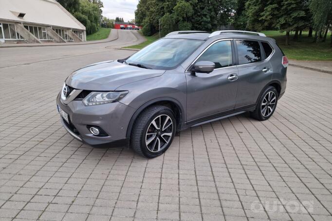 Nissan X-Trail T32 Crossover