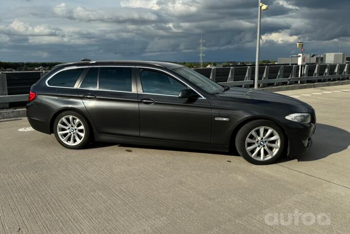 BMW 5 Series F07/F10/F11 [restyling] Touring wagon