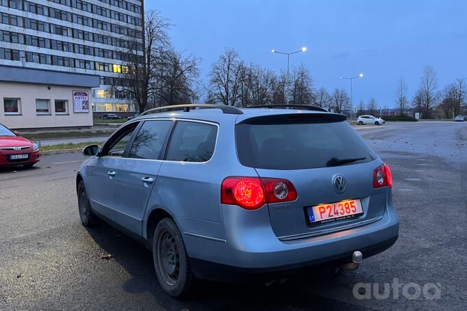 Volkswagen Passat B6 wagon 5-doors