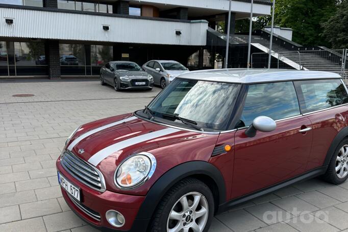 Mini Clubman 1 generation Cooper wagon 4-doors