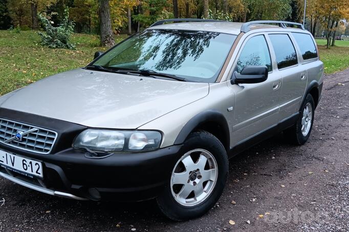 Volvo XC70 2 generation wagon