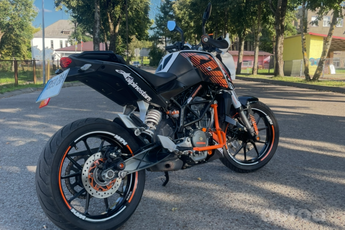 KTM Duke