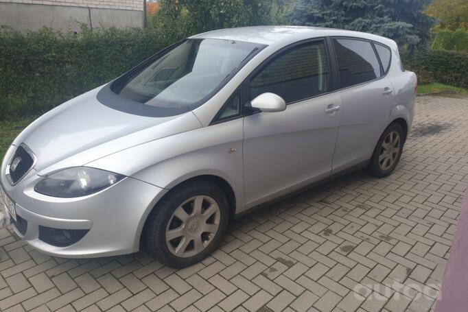 SEAT Toledo 3 generation Hatchback