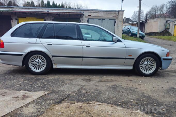 BMW 5 Series E39 Touring wagon