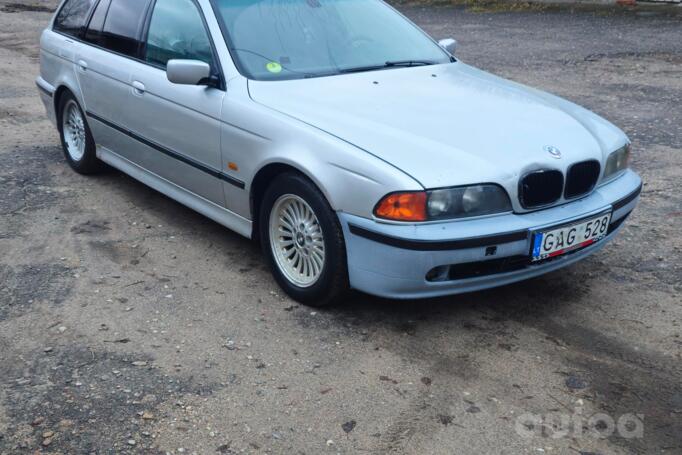 BMW 5 Series E39 Touring wagon