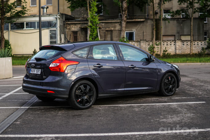 Ford Focus 3 generation Hatchback 5-doors