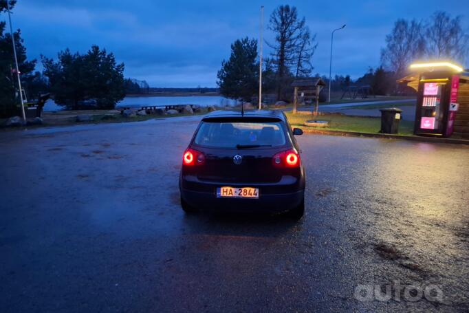 Volkswagen Golf 5 generation Hatchback 5-doors