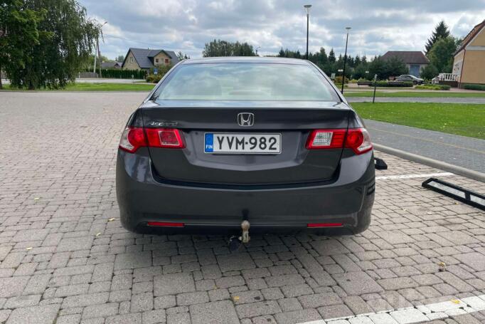 Honda Accord 8 generation Sedan 4-doors