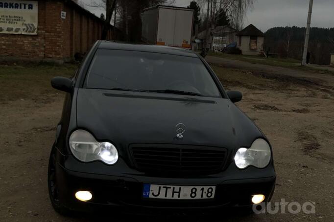 Mercedes-Benz C-Class W203/S203/CL203 Sedan 4-doors