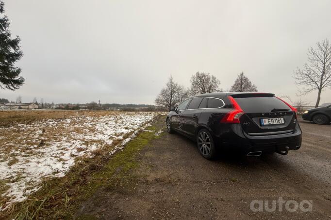 Volvo V60 1 generation [restyling] wagon 5-doors