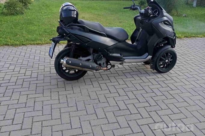 Piaggio MP3