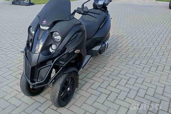 Piaggio MP3