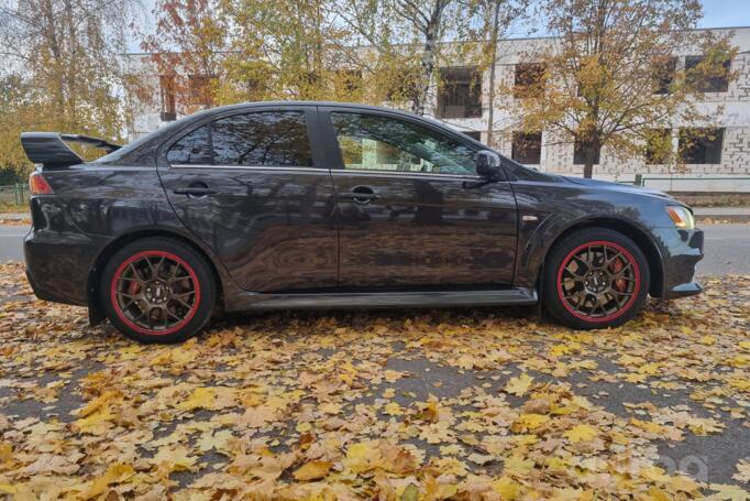 Mitsubishi Lancer Evolution X Sedan 4-doors