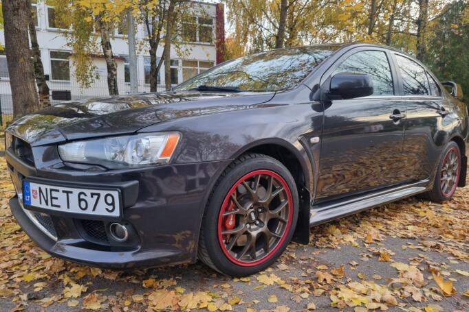 Mitsubishi Lancer Evolution X Sedan 4-doors