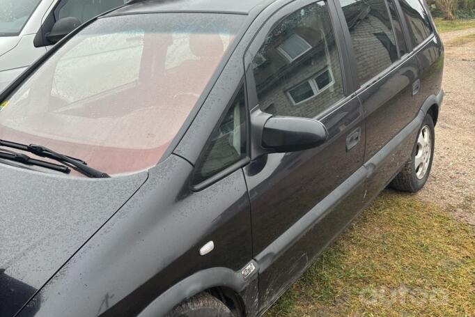 Opel Zafira A Minivan 5-doors