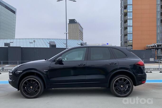 Porsche Cayenne 958 Crossover