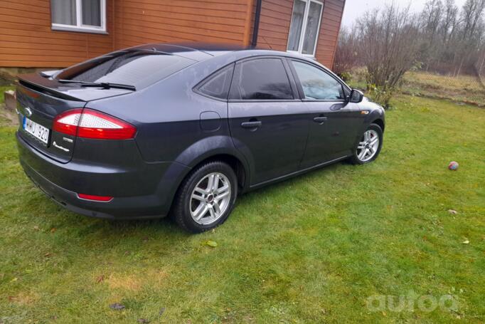 Ford Mondeo 4 generation Liftback