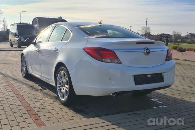 Opel Insignia A Sedan 4-doors