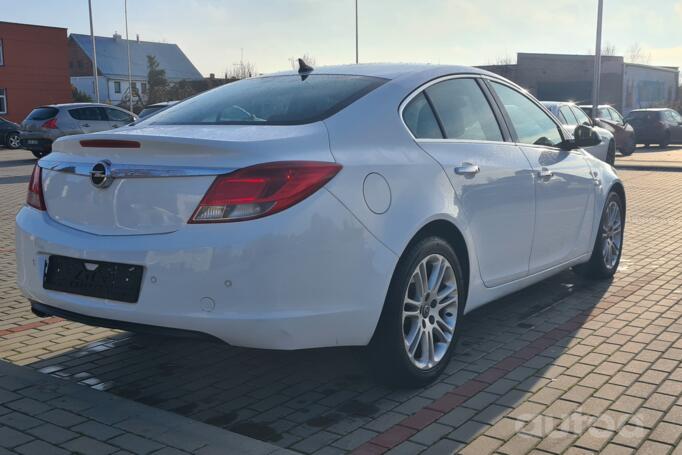 Opel Insignia A Sedan 4-doors