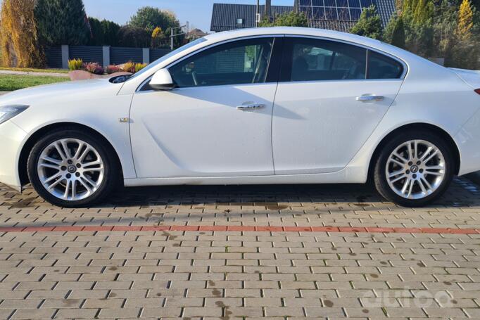 Opel Insignia A Sedan 4-doors