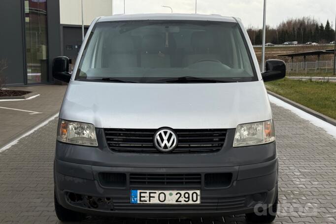 Volkswagen Transporter T5 Minivan 4-doors