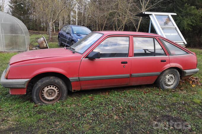 Opel Ascona C Hatchback