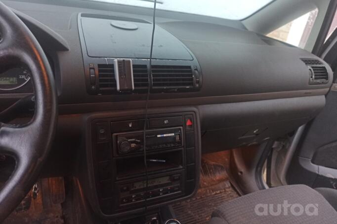 Volkswagen Sharan 1 generation [restyling] Minivan