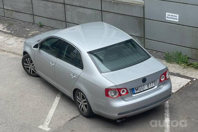 Volkswagen Jetta 5 generation Sedan 4-doors