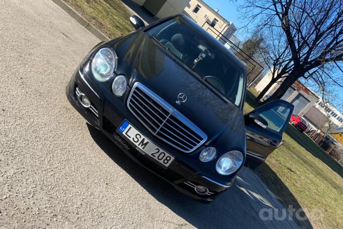 Mercedes-Benz E-Class W211 Sedan