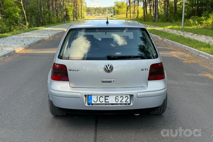 Volkswagen Golf GTI 4 generation