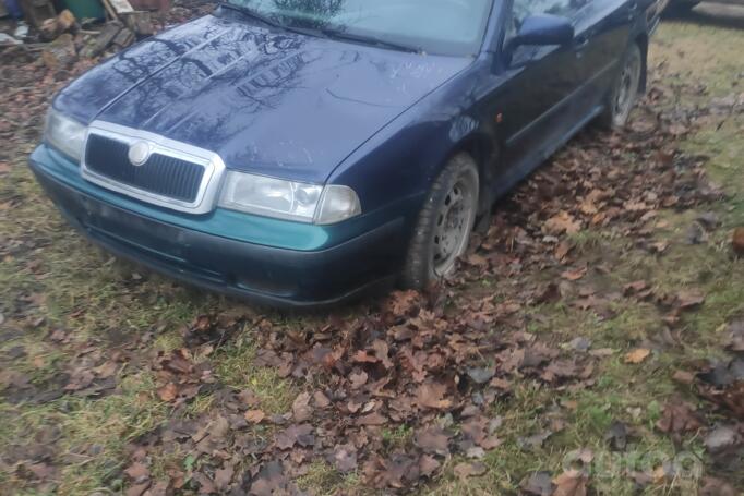 Skoda Octavia 1 generation Combi wagon 5-doors